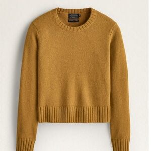 Pendleton SHETLAND COLLECTION CREWNECK Washable Wool -- Medium -- Deep Gold